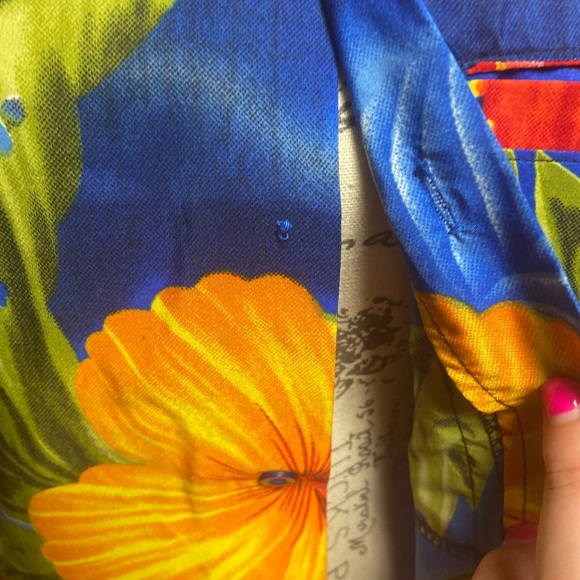 Bright Women’s Hawaiian Blouse - Picture 6 of 6
